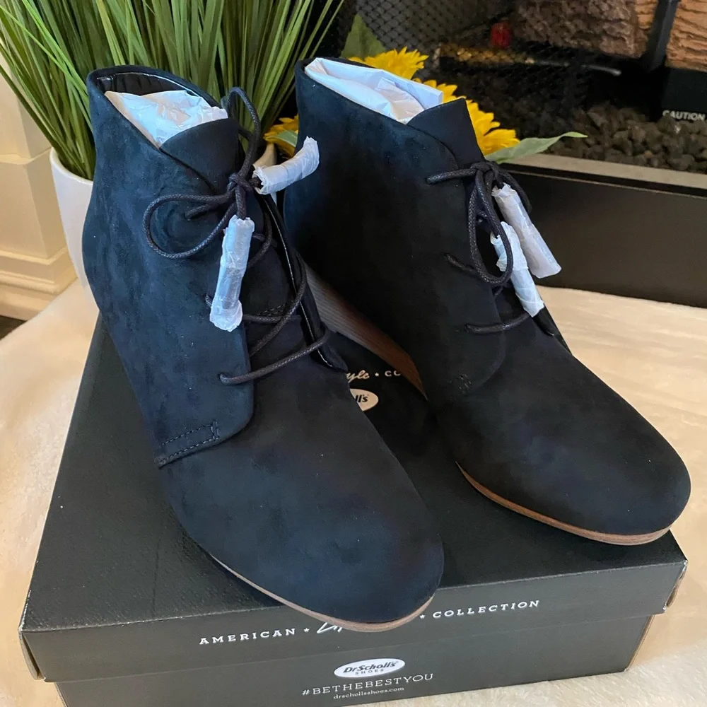 ✨NEW✨Dr.Scholls Dakota Wedge Bootie